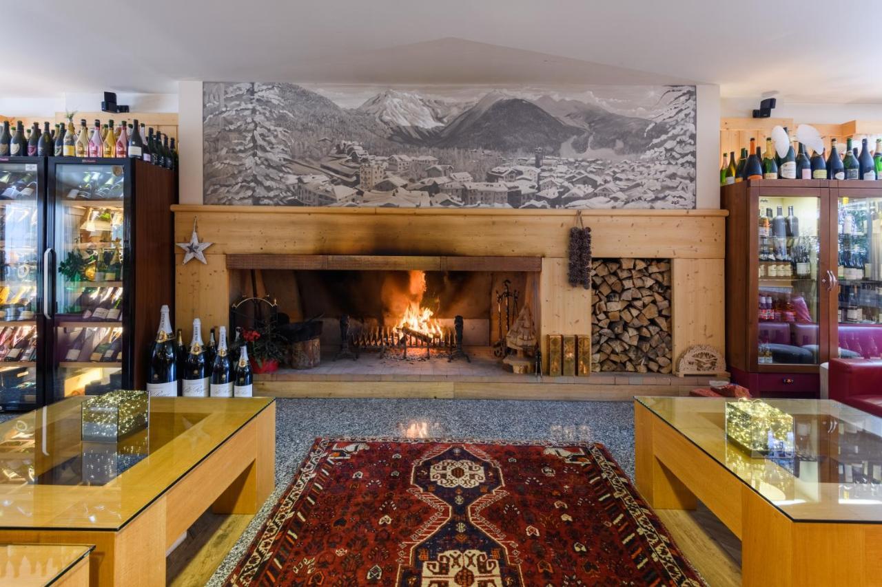 Hotel Garni Pegra Ponte Di Legno Bagian luar foto