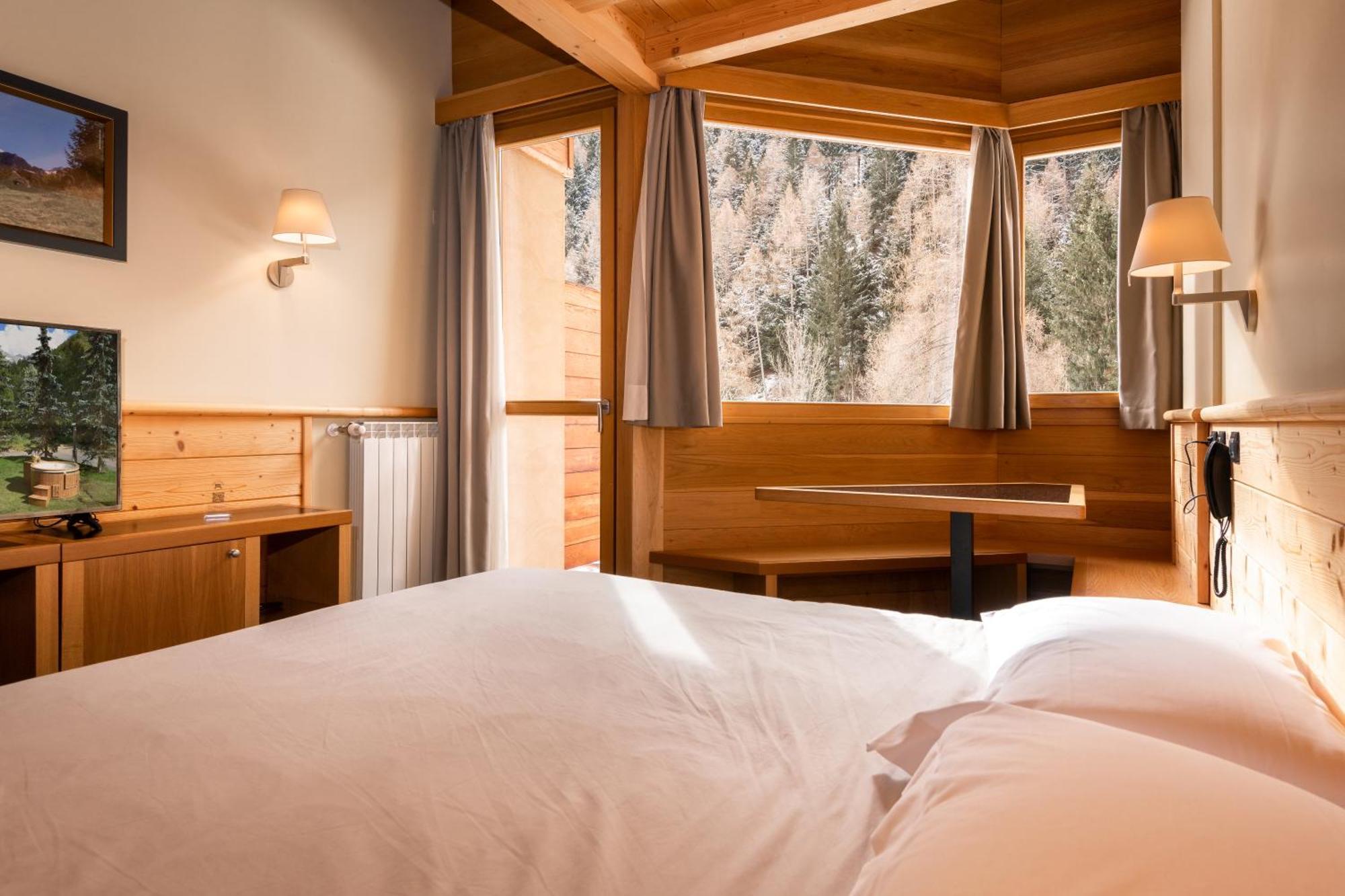 Hotel Garni Pegra Ponte Di Legno Bagian luar foto