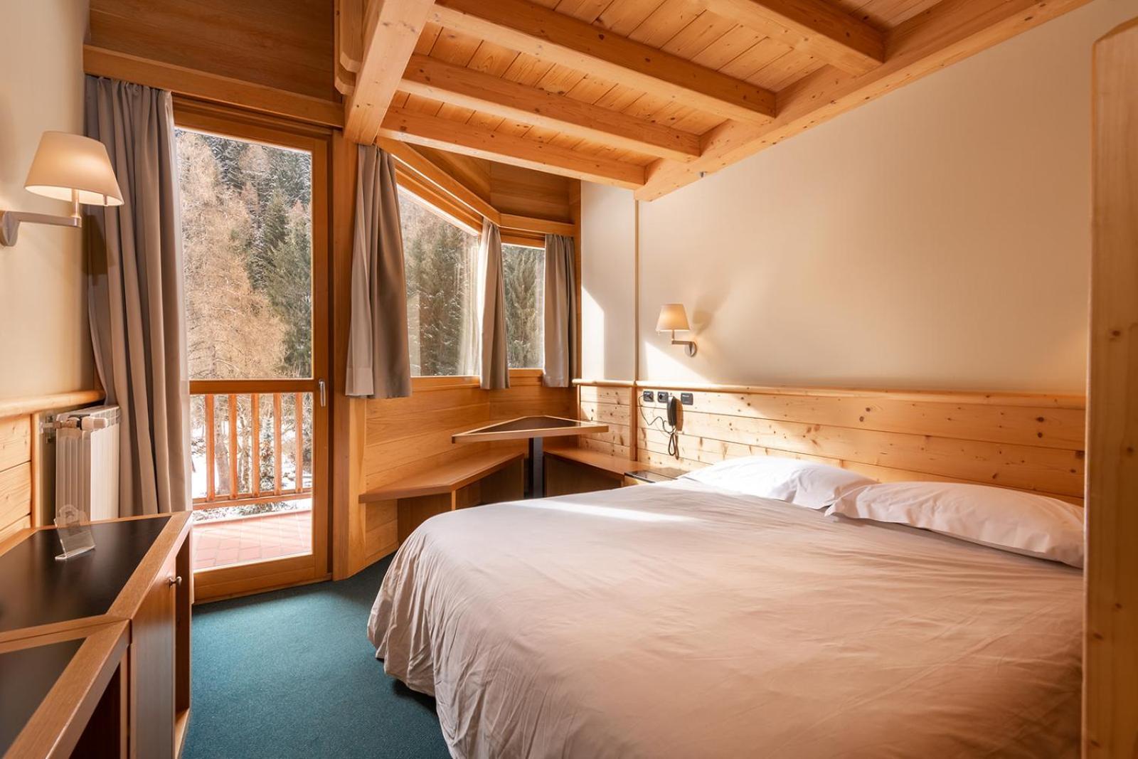 Hotel Garni Pegra Ponte Di Legno Bagian luar foto