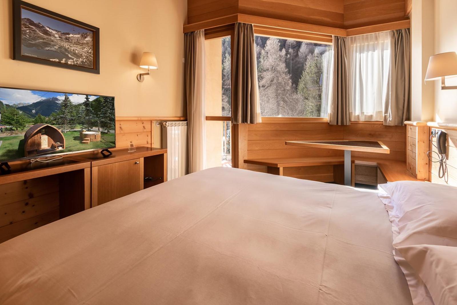 Hotel Garni Pegra Ponte Di Legno Bagian luar foto